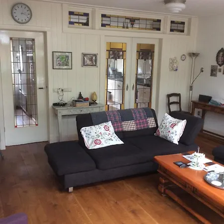 بيت للعطل Dr Schaepmanstraat 19